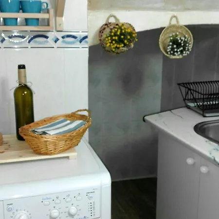 En Barrio San Basilio Apartament